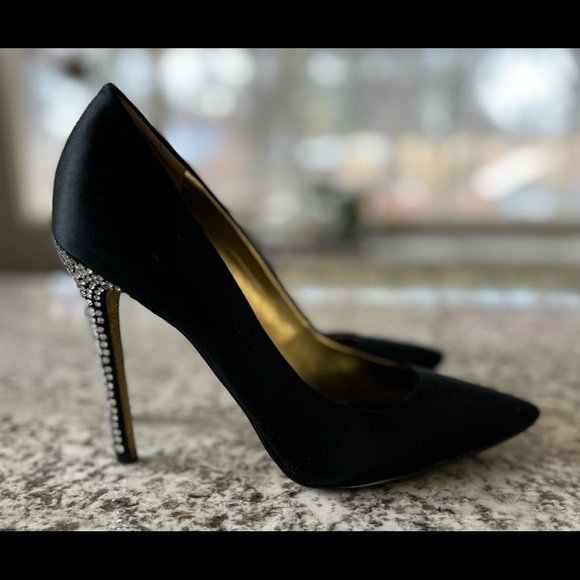 Nine West black heels - Picture 3 of 6